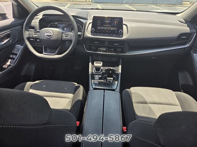 Used 2026 Nissan Rogue SV FWD image 14