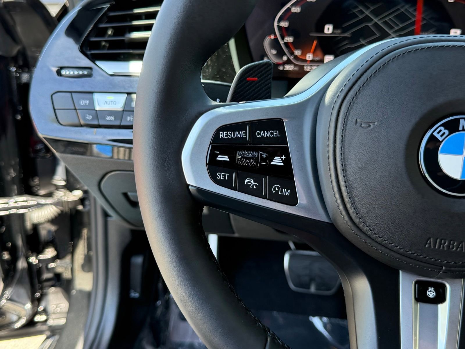 New 2026 BMW Z4 M40i w/ Premium Package RWD image 23