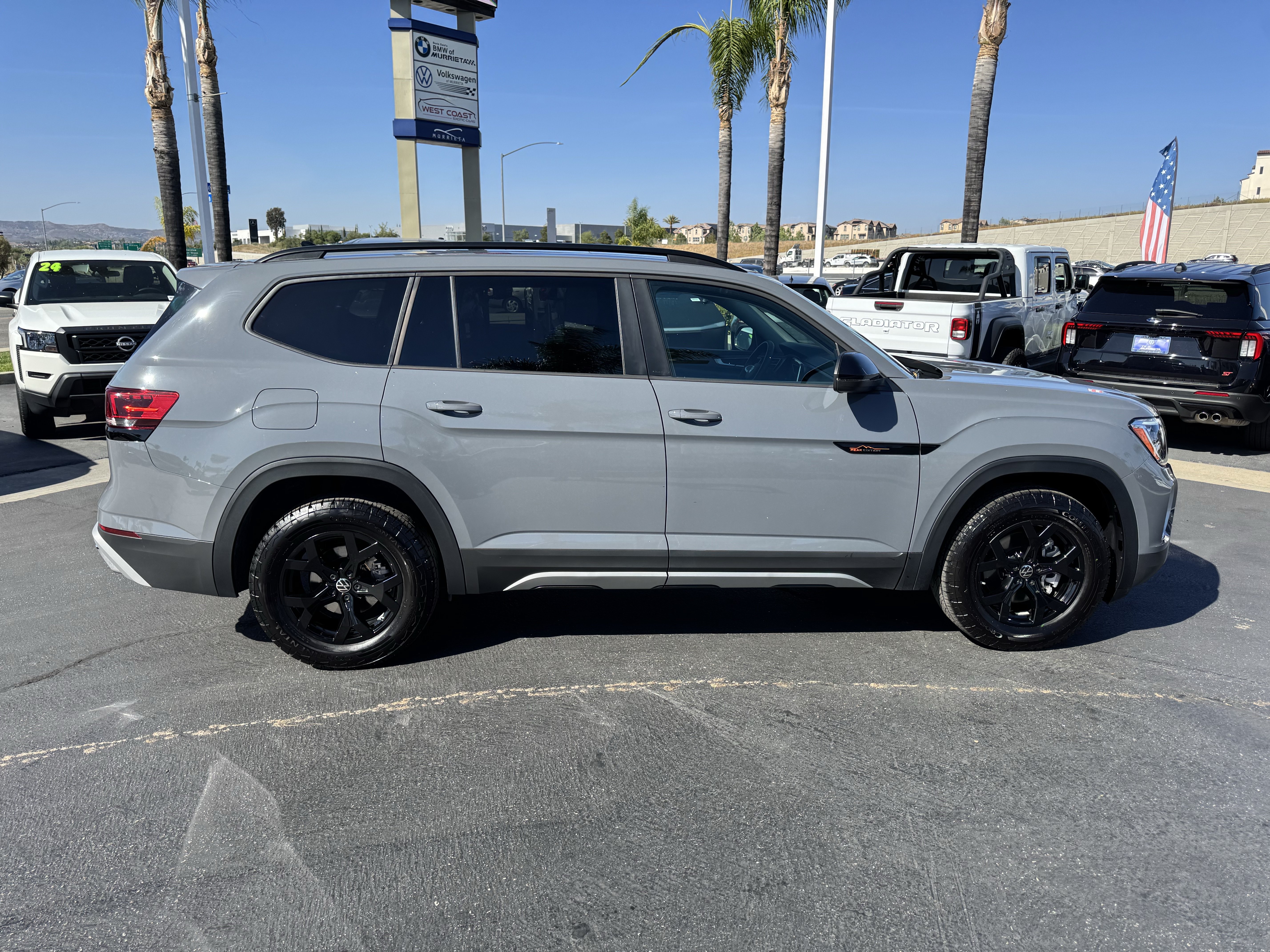 Used 2026 Volkswagen Atlas Peak Edition AWD/4WD image 10