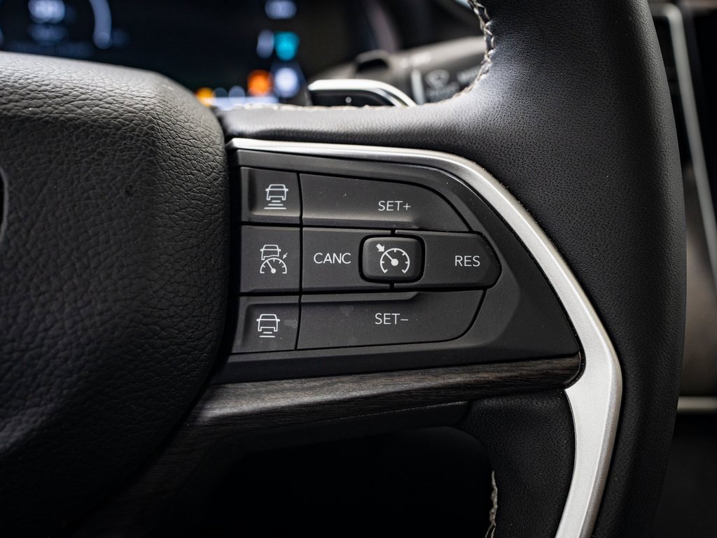 Used 2024 Jeep Grand Cherokee Limited 4xe image 26