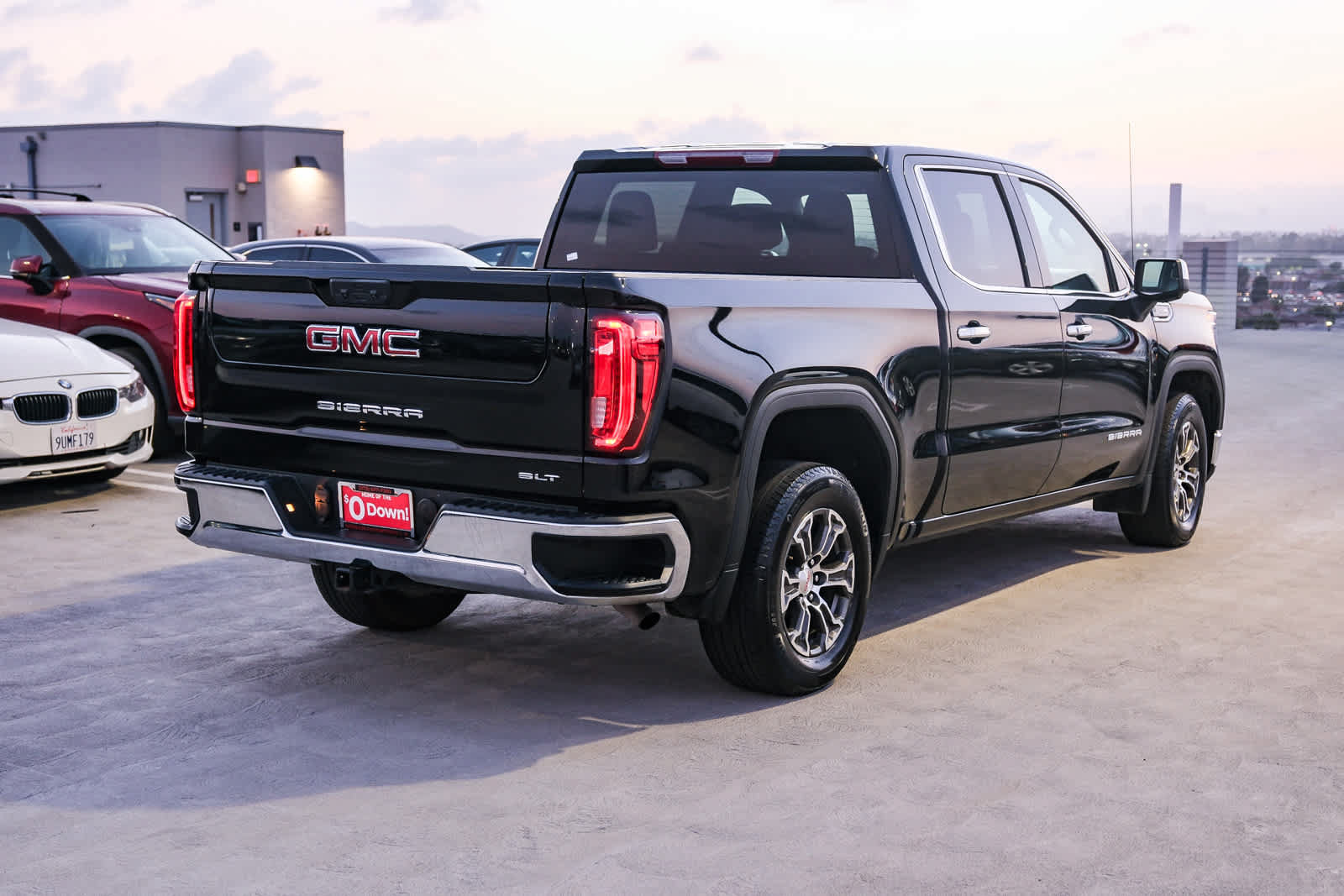 Used 2025 GMC Sierra 1500 SLT RWD image 4