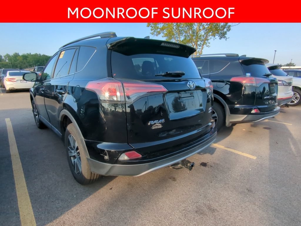 Used 2018 Toyota RAV4 XLE w/ Plus Extra Value Package AWD/4WD image 4