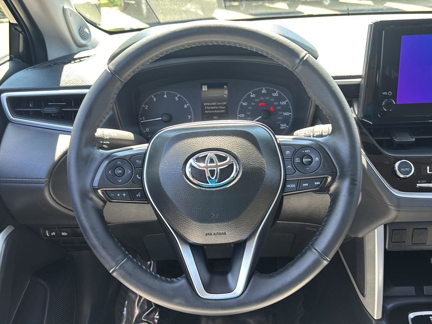 Used 2024 Toyota Corolla Cross LE w/ Moonroof Package AWD/4WD image 28