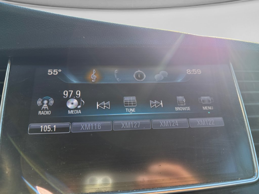 Used 2018 Buick Encore Essence FWD image 19