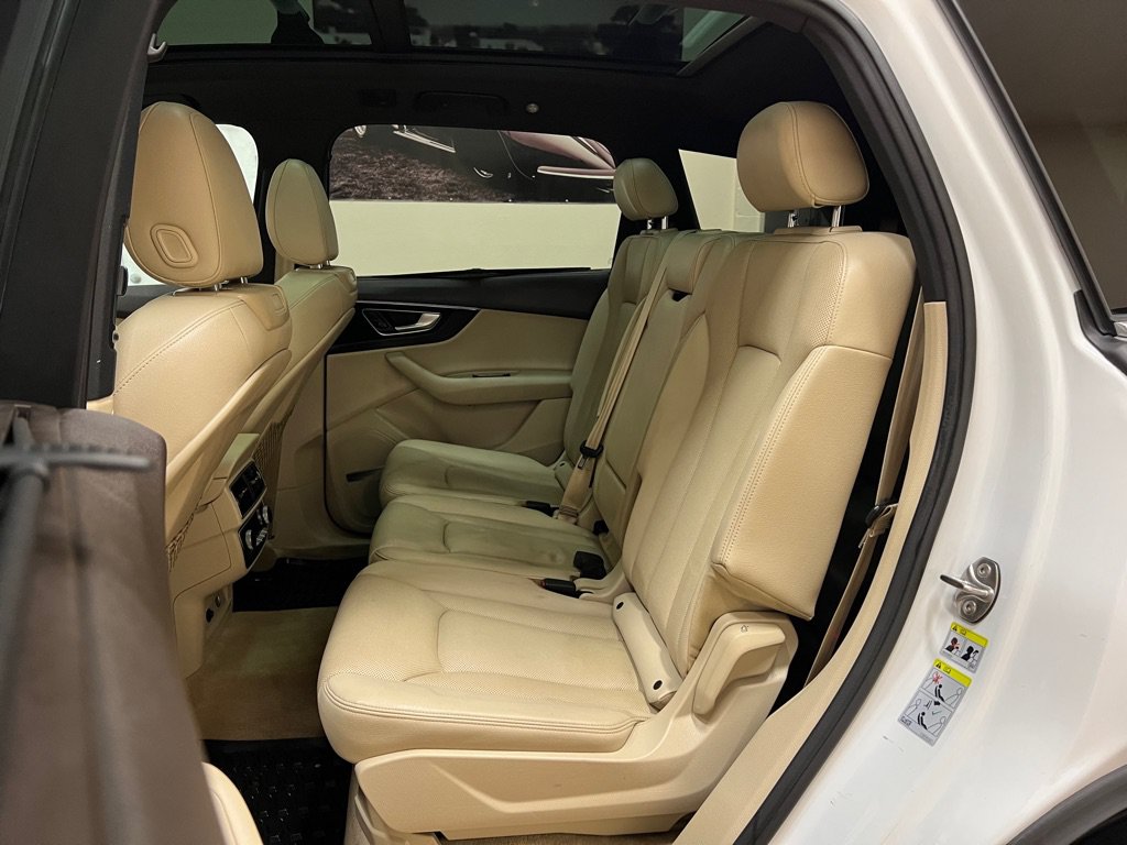 Used 2018 Audi Q7 3.0T Prestige AWD/4WD image 21