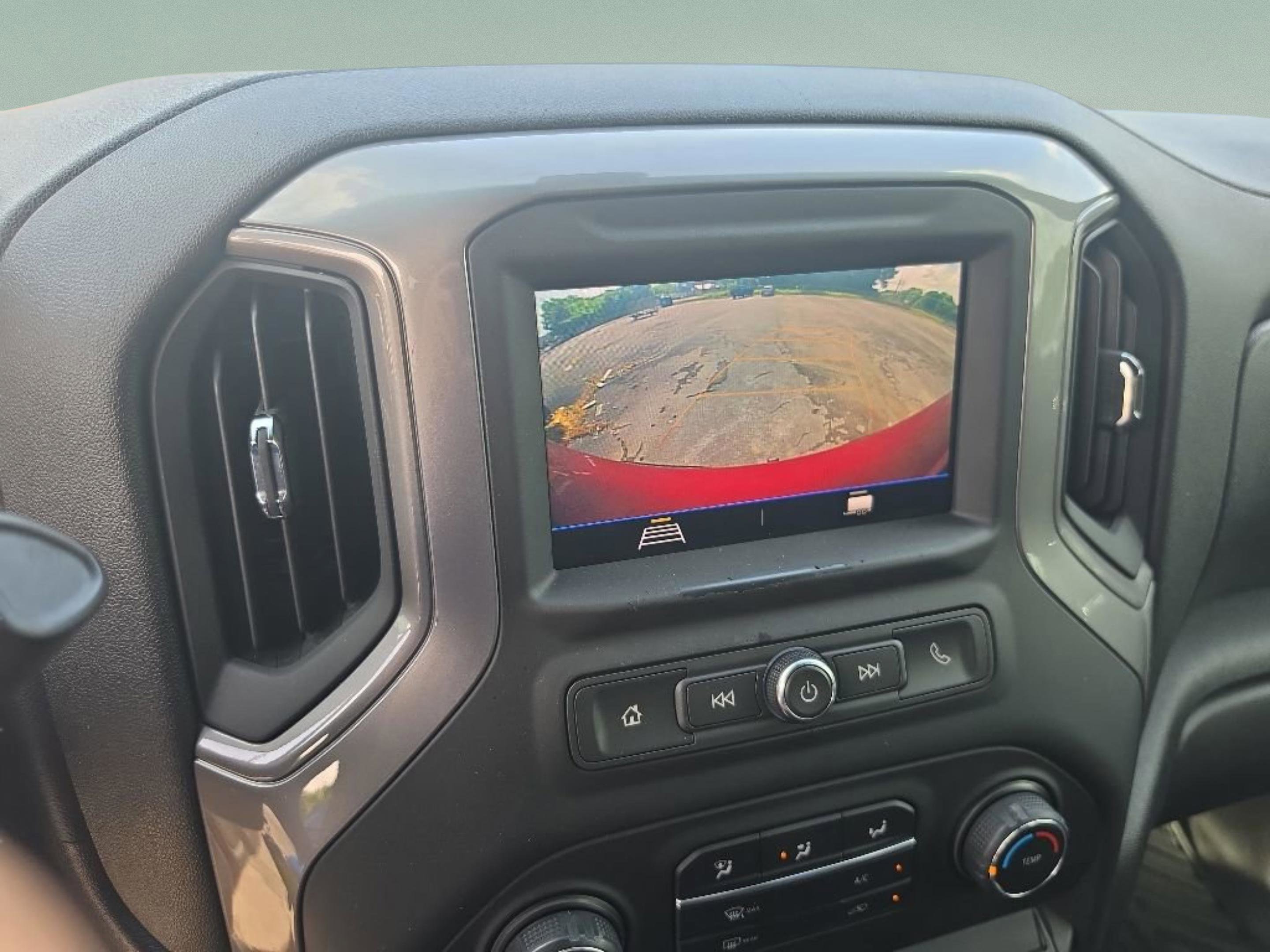 Used 2020 Chevrolet Silverado 1500 Custom w/ Custom Value Package AWD/4WD image 20
