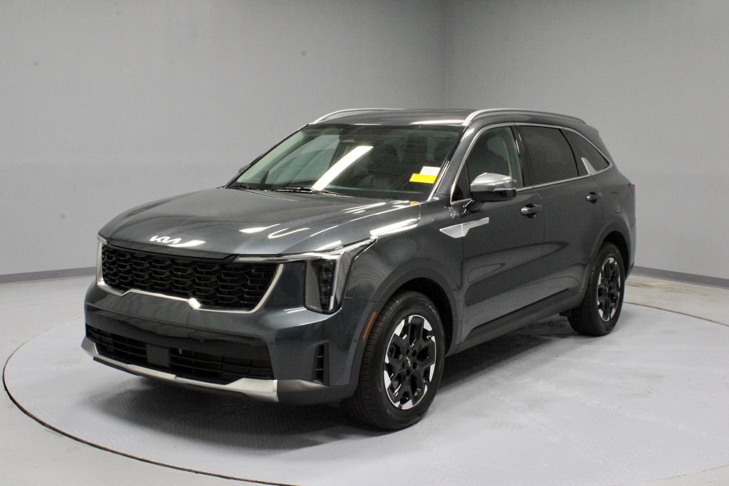 Used 2024 Kia Sorento S FWD image 8