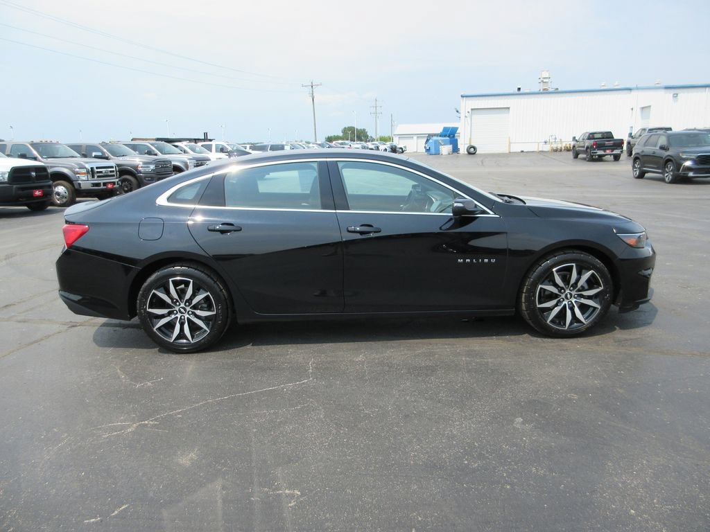 Certified 2018 Chevrolet Malibu LT w/ Leather Package FWD image 5