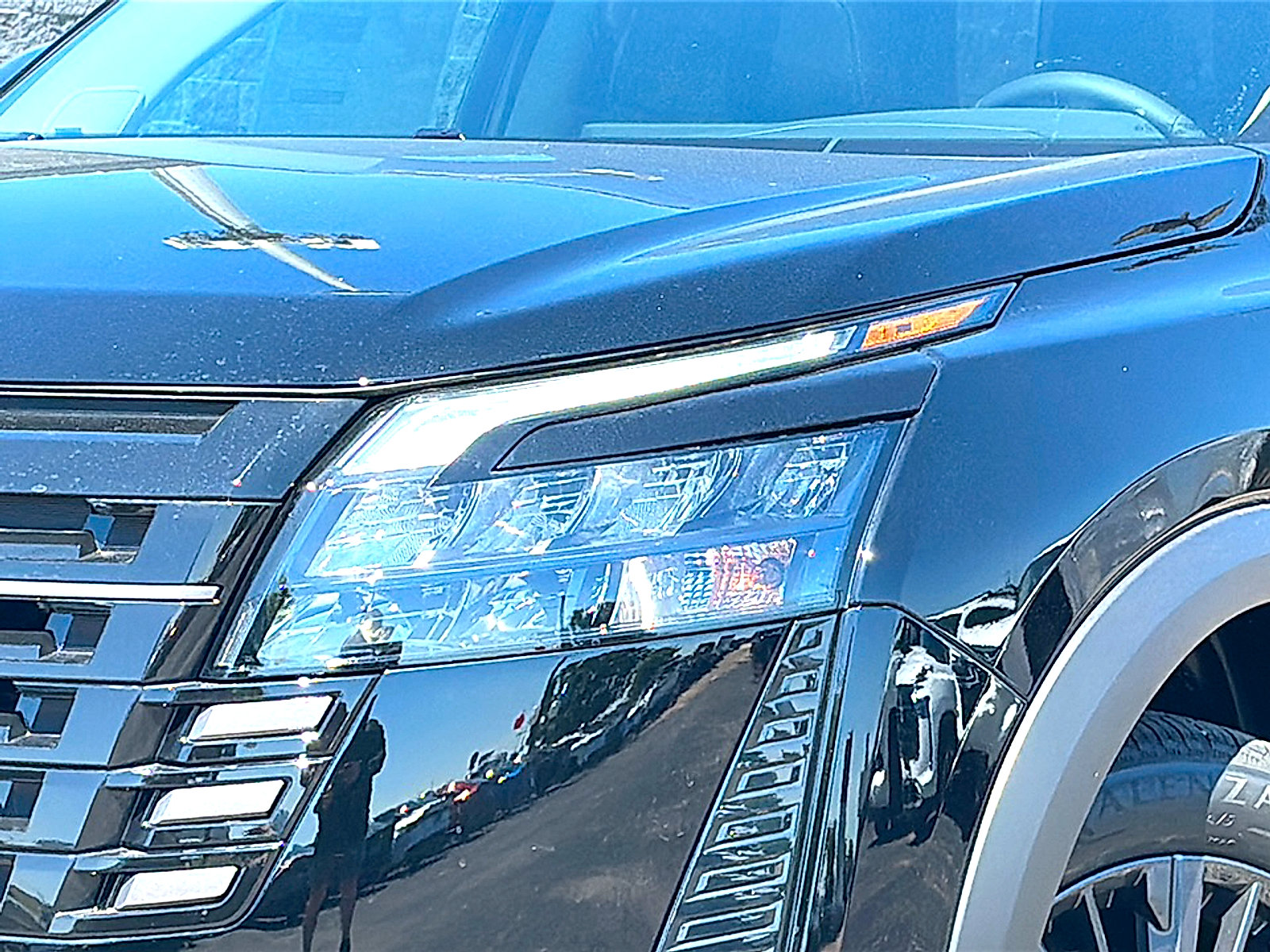New 2026 Nissan Pathfinder SL w/ SL Premium Package FWD image 4