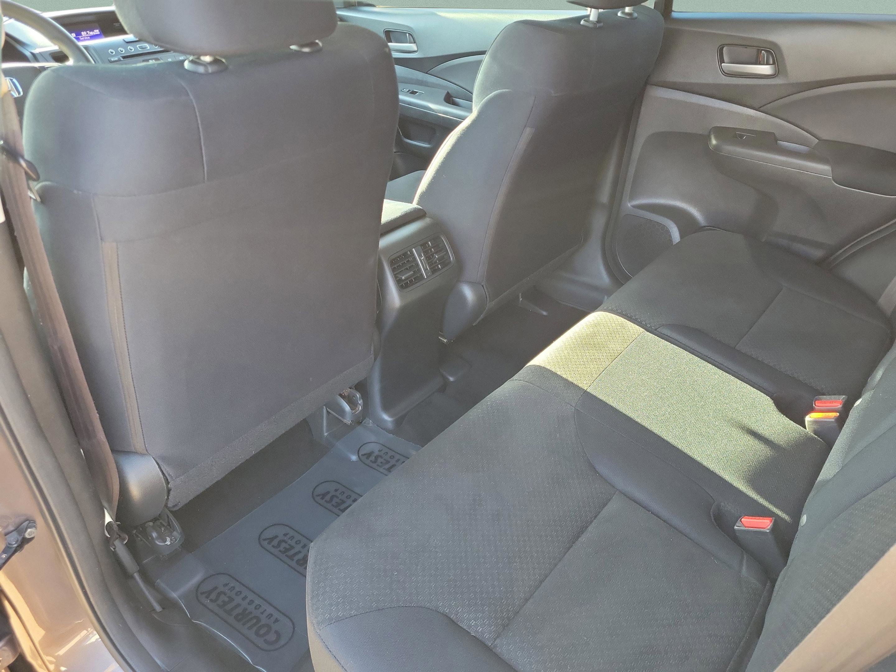 Used 2015 Honda CR-V LX image 10