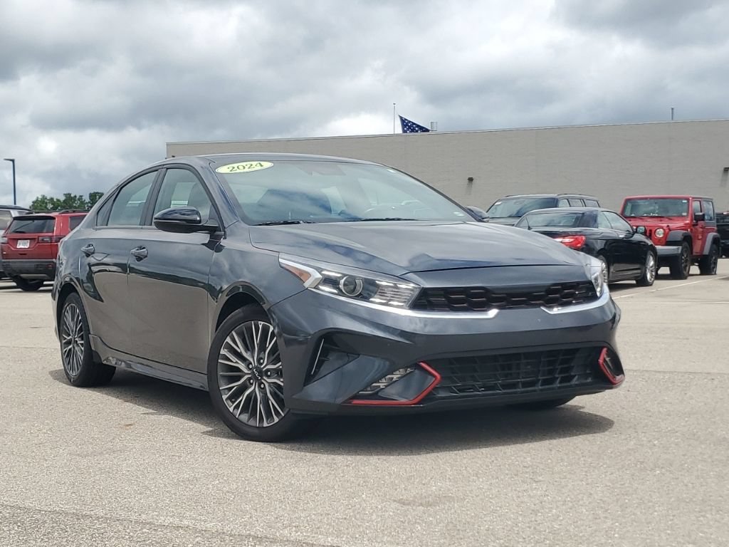 Used 2024 Kia Forte GT-Line FWD image 32