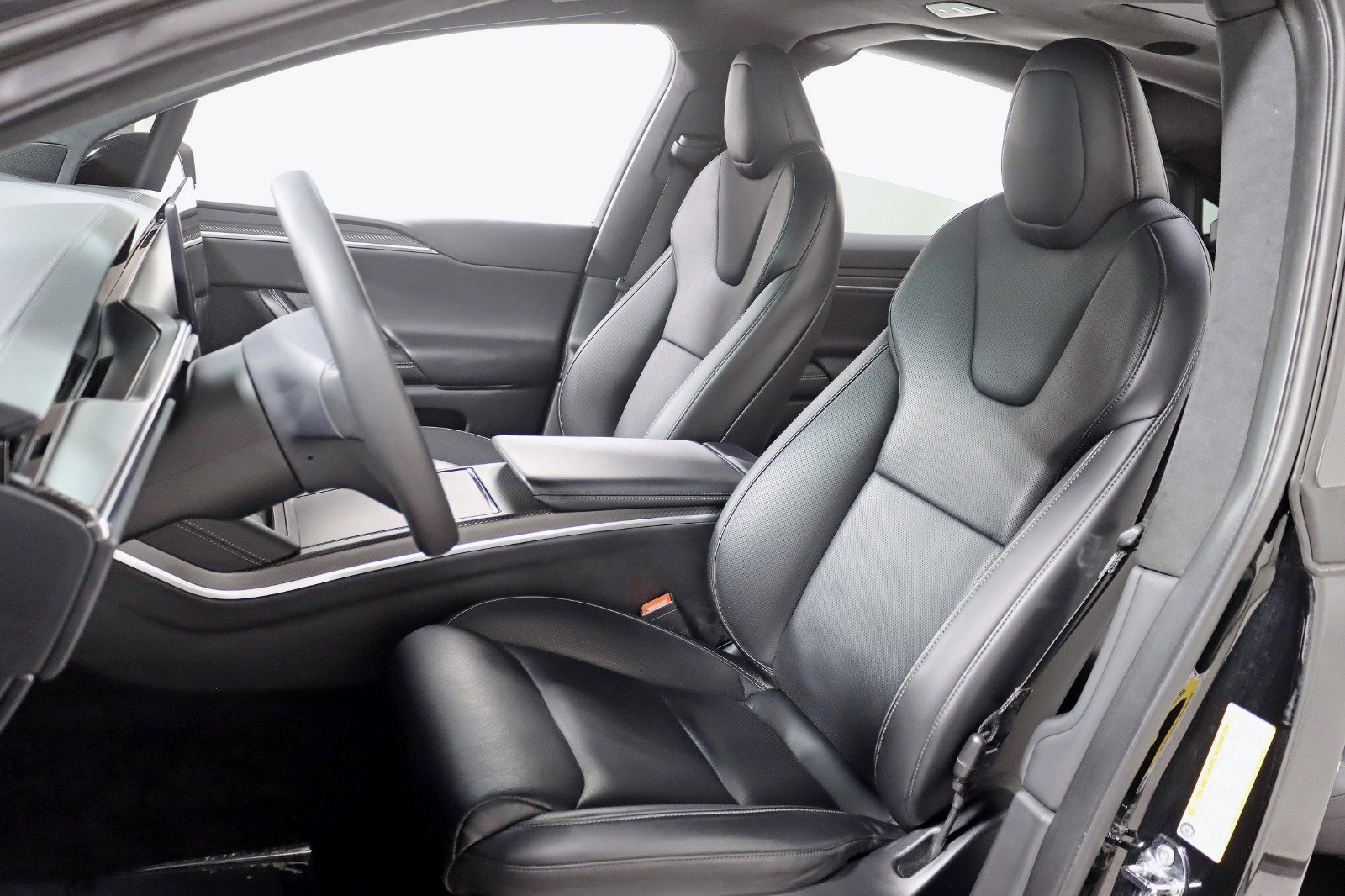 Used 2022 Tesla Model X Plaid image 30