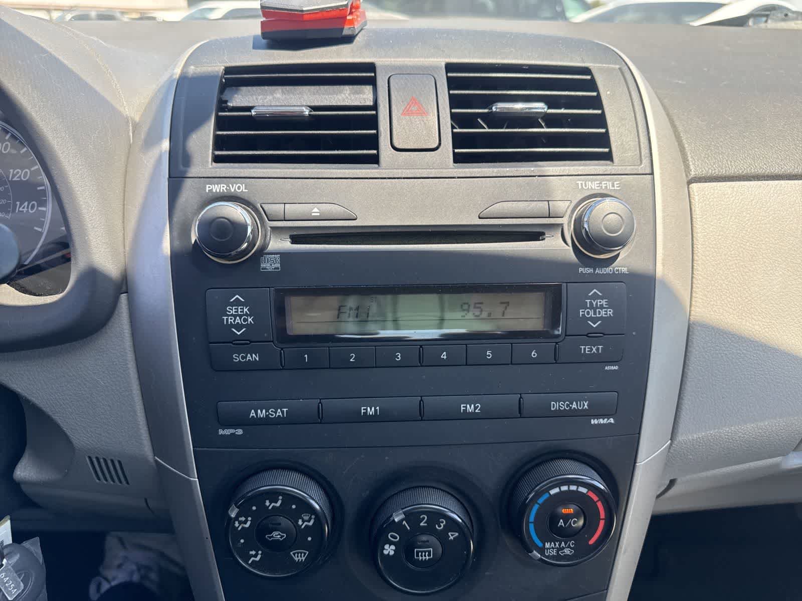 Used 2010 Toyota Corolla LE image 24