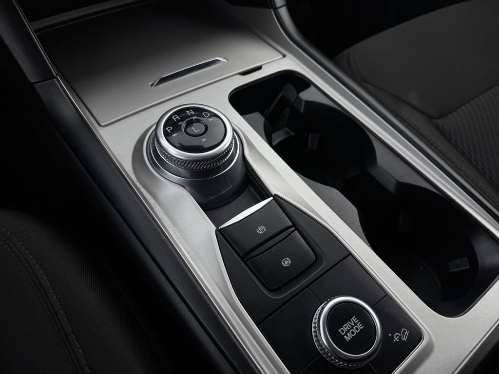 Used 2023 Ford Explorer XLT image 20