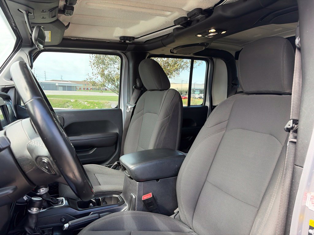 Used 2020 Jeep Gladiator Sport w/ Quick Order Package 24S AWD/4WD image 43