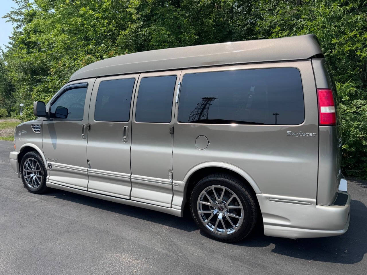 Used 2014 GMC Savana 1500 RWD image 7