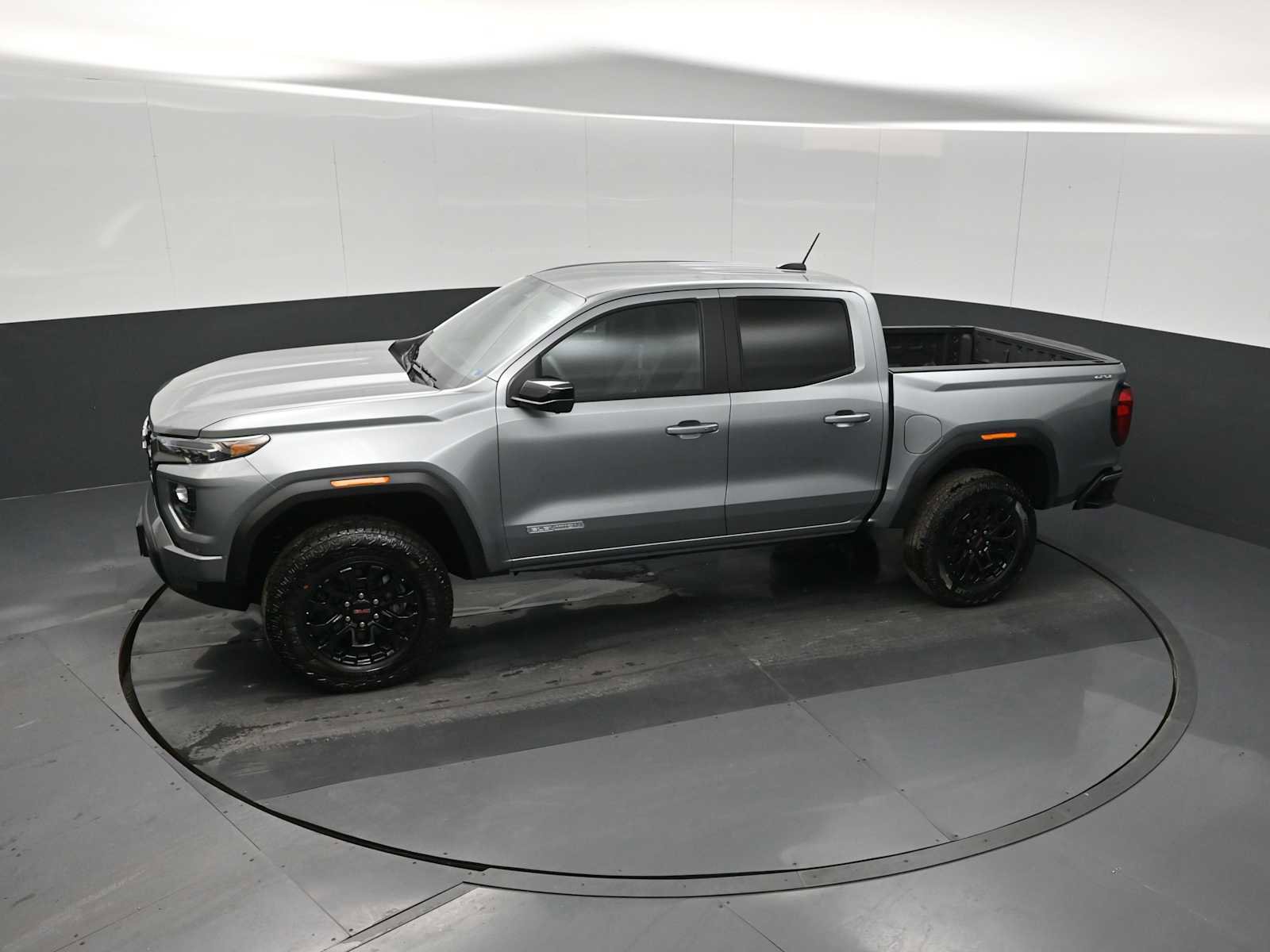 New 2026 GMC Canyon Elevation w/ Convenience Package image 13