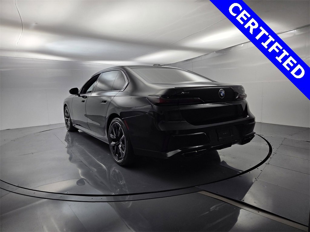 Used 2024 BMW 760i xDrive w/ Executive Package image 7