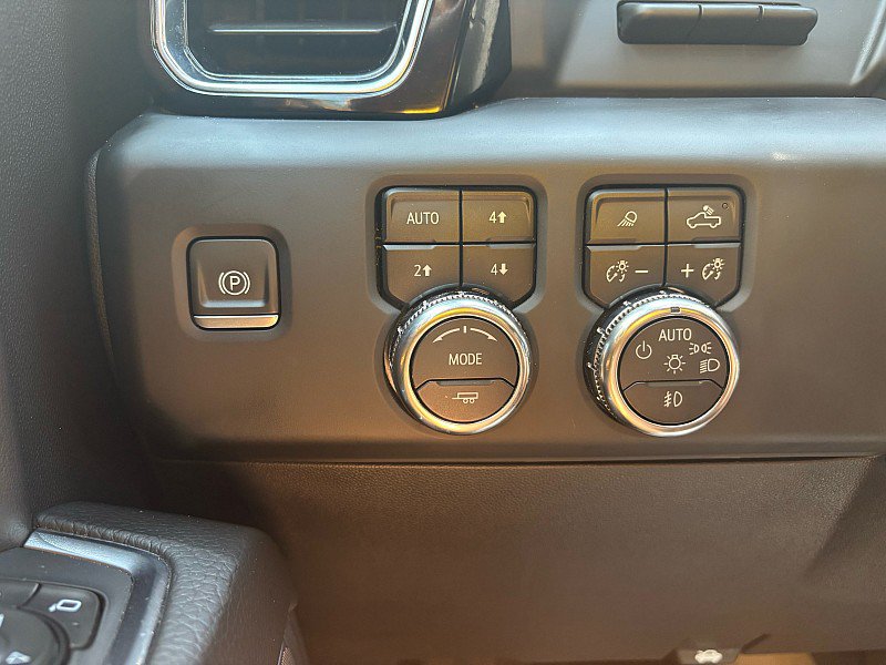Used 2024 GMC Sierra 1500 Denali w/ Denali Reserve Package AWD/4WD image 14