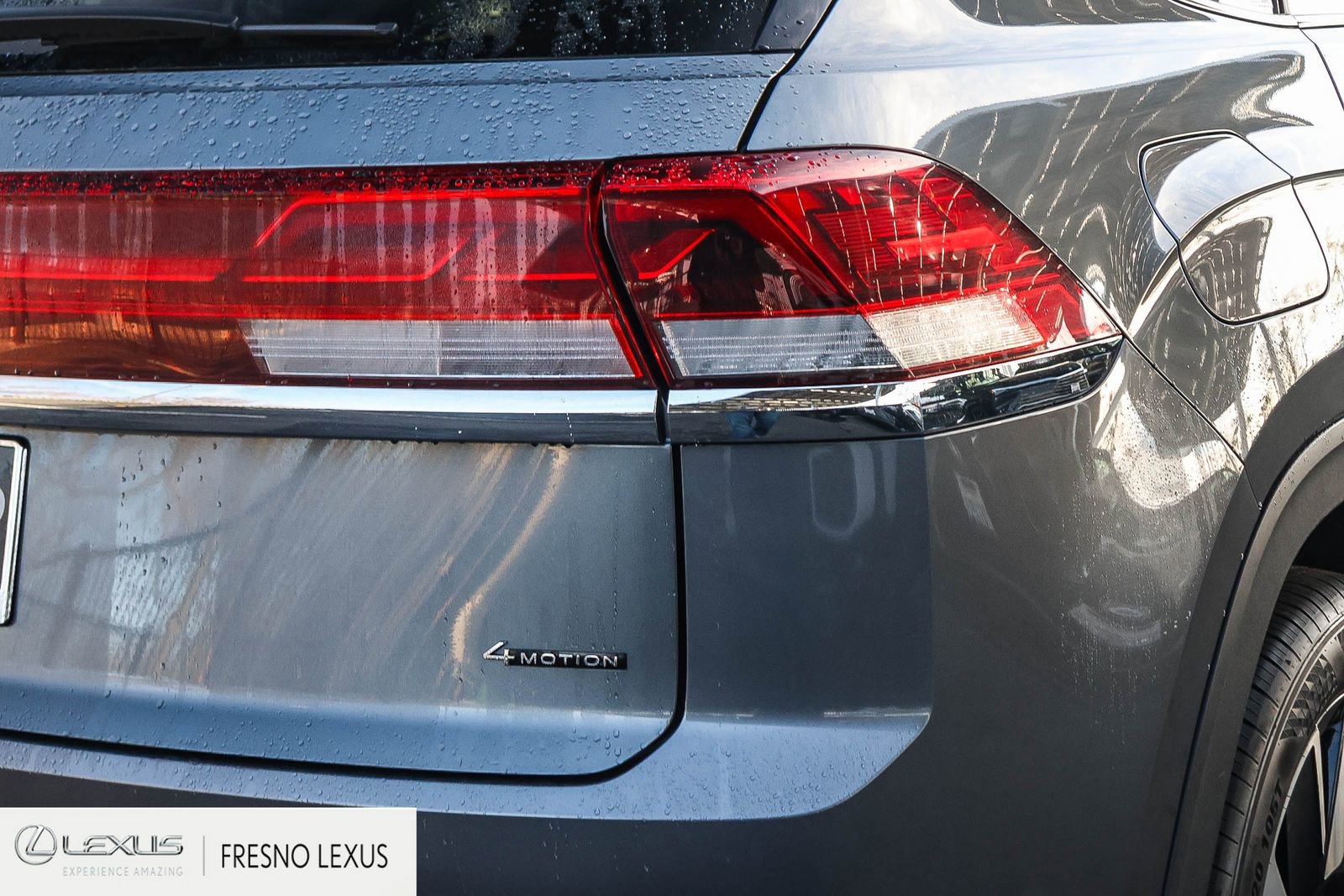 Used 2024 Volkswagen Atlas Cross Sport SE image 7