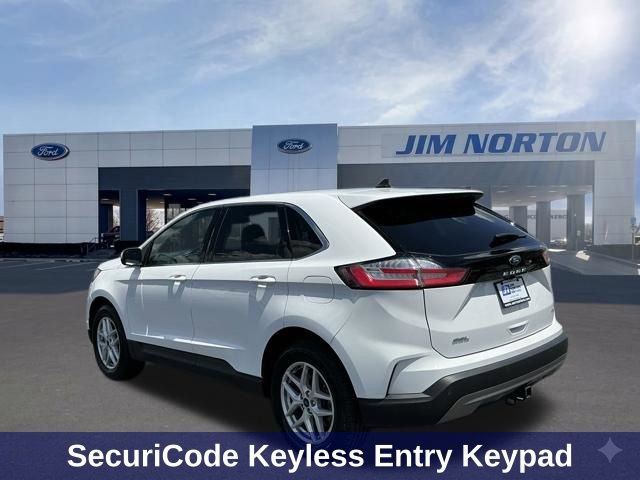 Used 2022 Ford Edge SEL w/ Convenience Package AWD/4WD image 7
