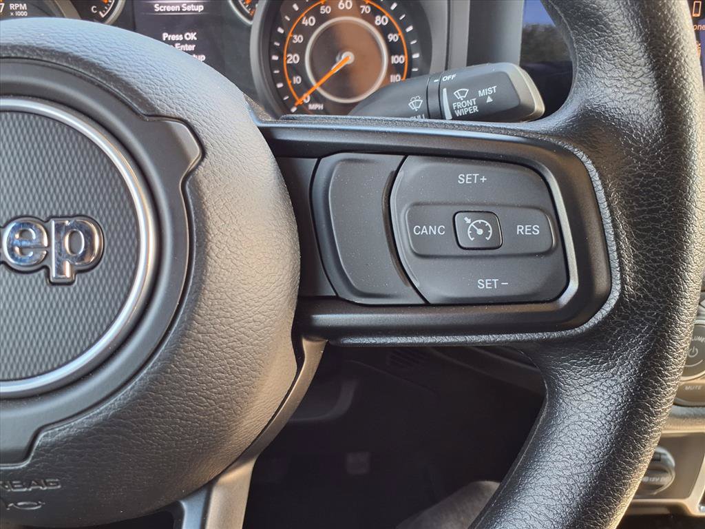 Used 2025 Jeep Gladiator Sport AWD/4WD image 16