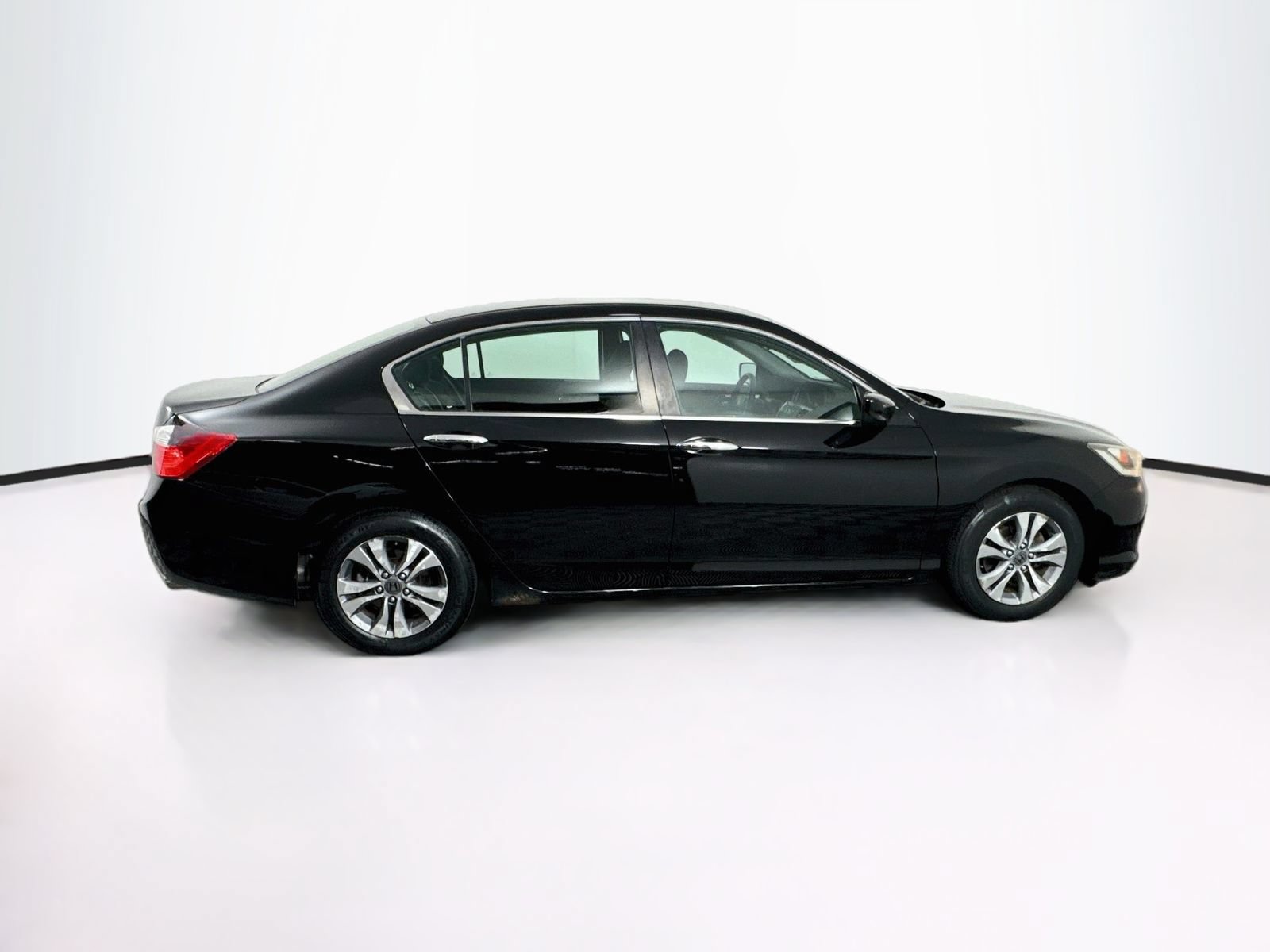 Used 2013 Honda Accord LX image 8