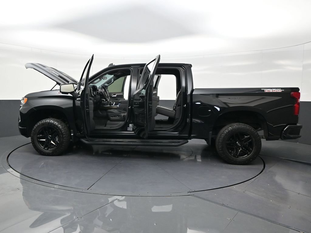 Used 2022 Chevrolet Silverado 1500 LT Trail Boss w/ LT Trail Boss Premium Package AWD/4WD image 31