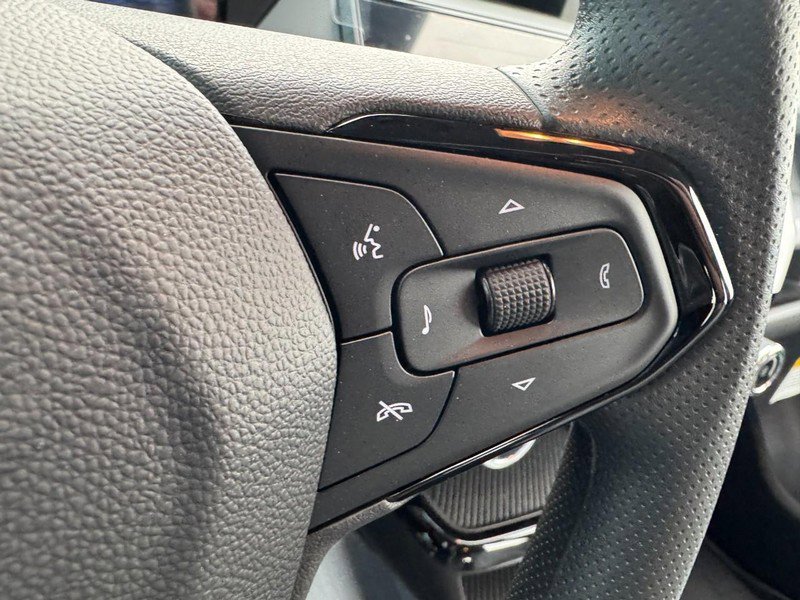 New 2027 Chevrolet Bolt LT image 9