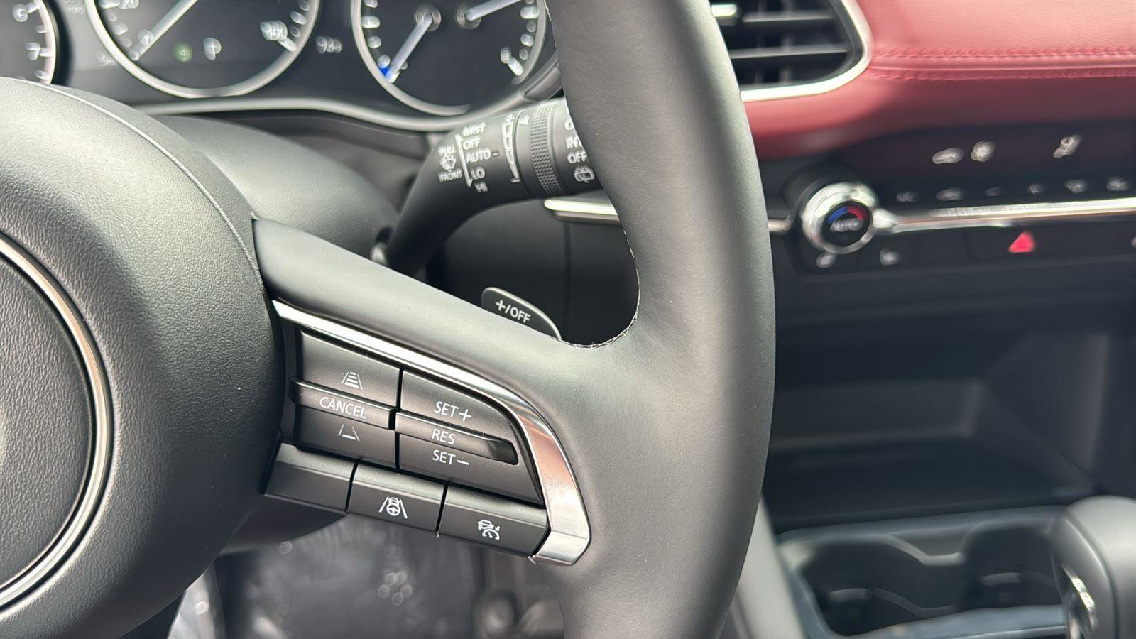 New 2026 MAZDA MAZDA3 Hatchback w/Premium Plus Pkg image 13