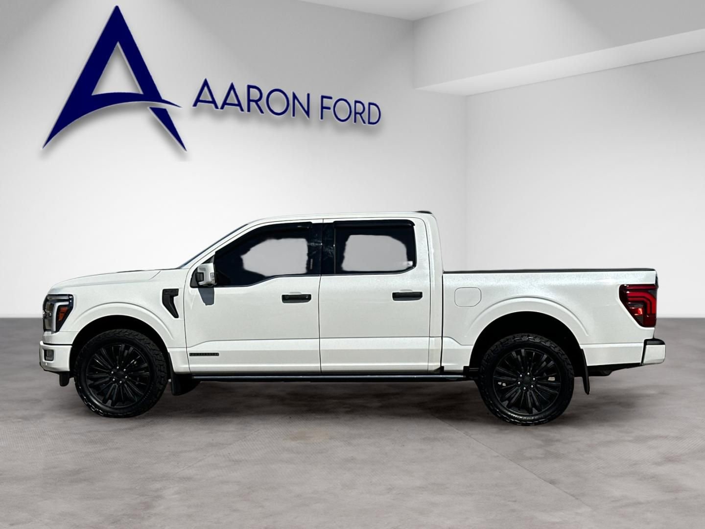 Used 2024 Ford F150 Platinum w/ Equipment Group 703A Plus AWD/4WD image 3