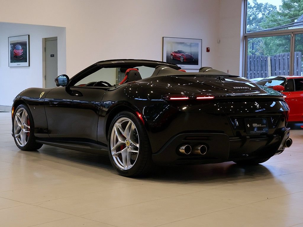 Certified 2025 Ferrari Roma Spider RWD image 79