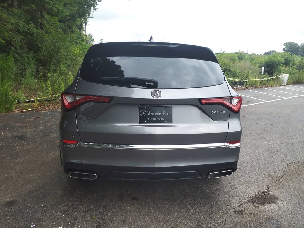 Used 2023 Acura MDX w/ Technology Package FWD image 6