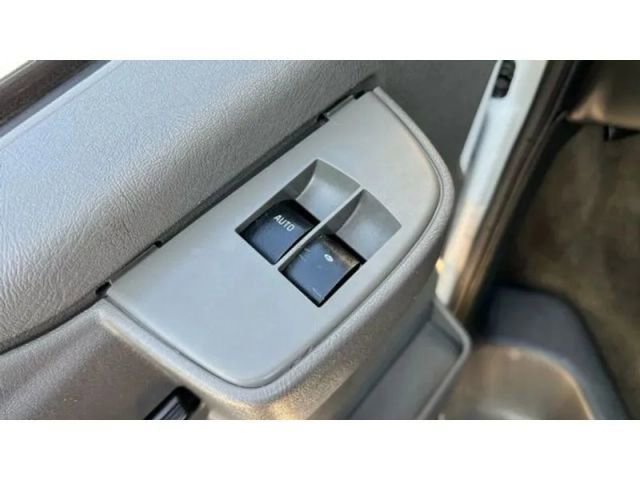 Used 2017 Chevrolet Express 2500 LT w/ LT Preferred Equipment Group image 50