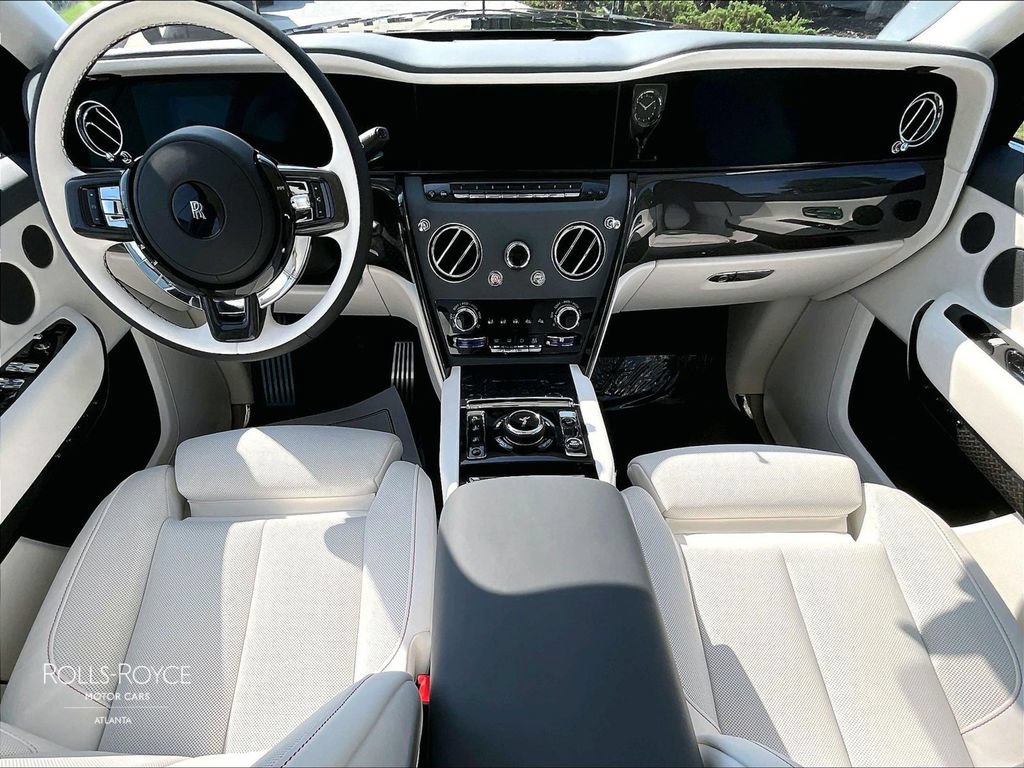 New 2026 Rolls-Royce Cullinan Black Badge AWD/4WD image 5