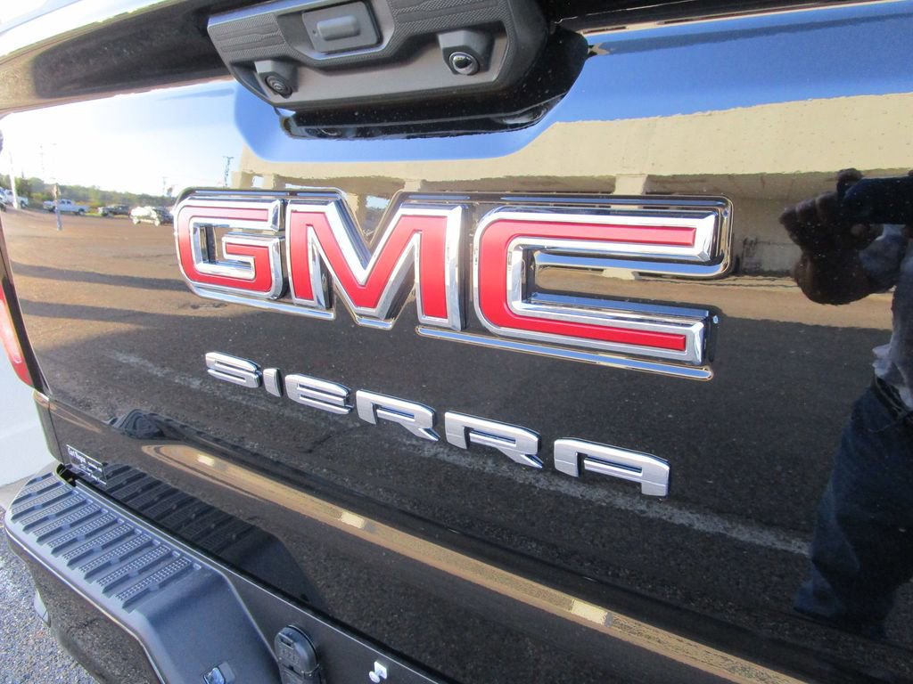 New 2026 GMC Sierra 1500 Elevation image 15