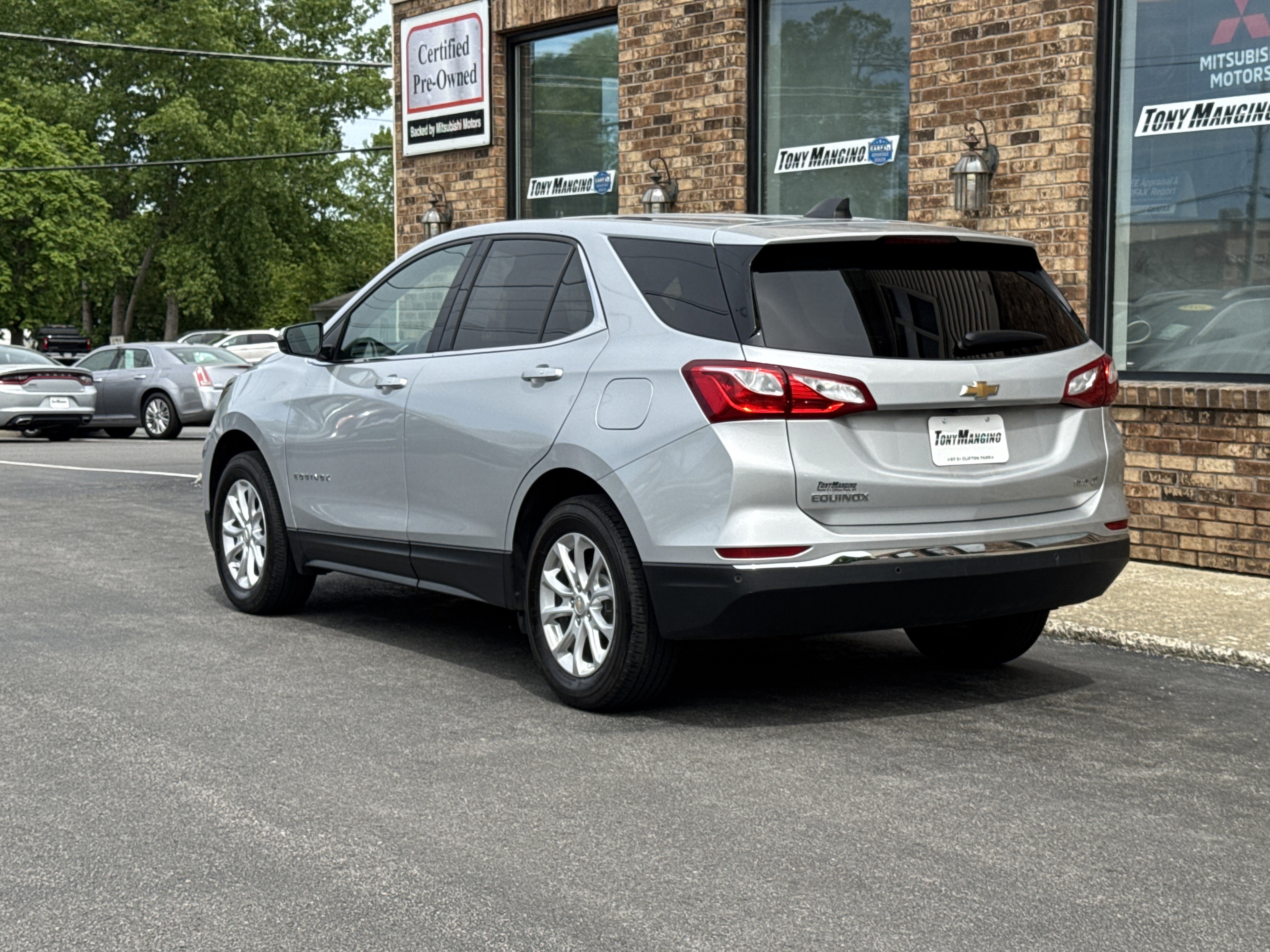Used 2019 Chevrolet Equinox LT AWD/4WD image 3