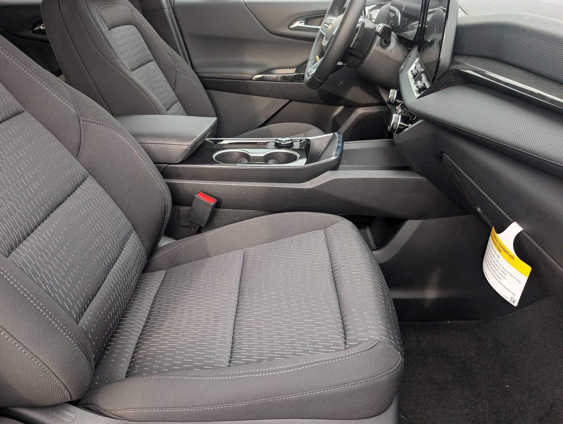 New 2027 Chevrolet Equinox LT FWD image 12