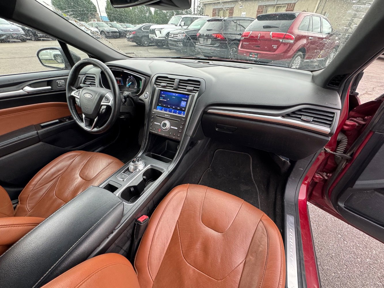 Used 2019 Ford Fusion Titanium AWD/4WD image 9
