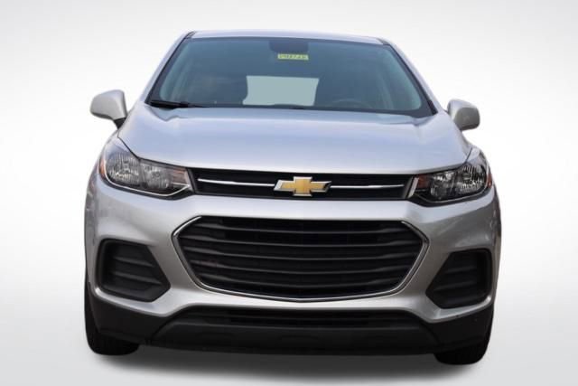 Used 2018 Chevrolet Trax LS image 3