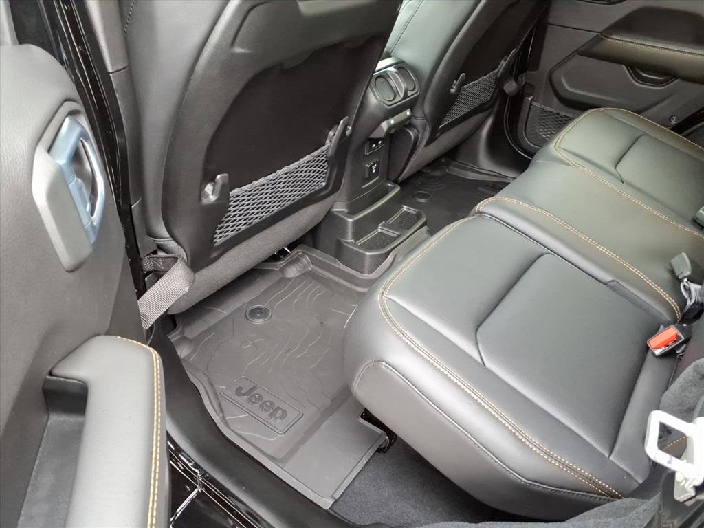 New 2026 Jeep Wrangler Sahara image 31