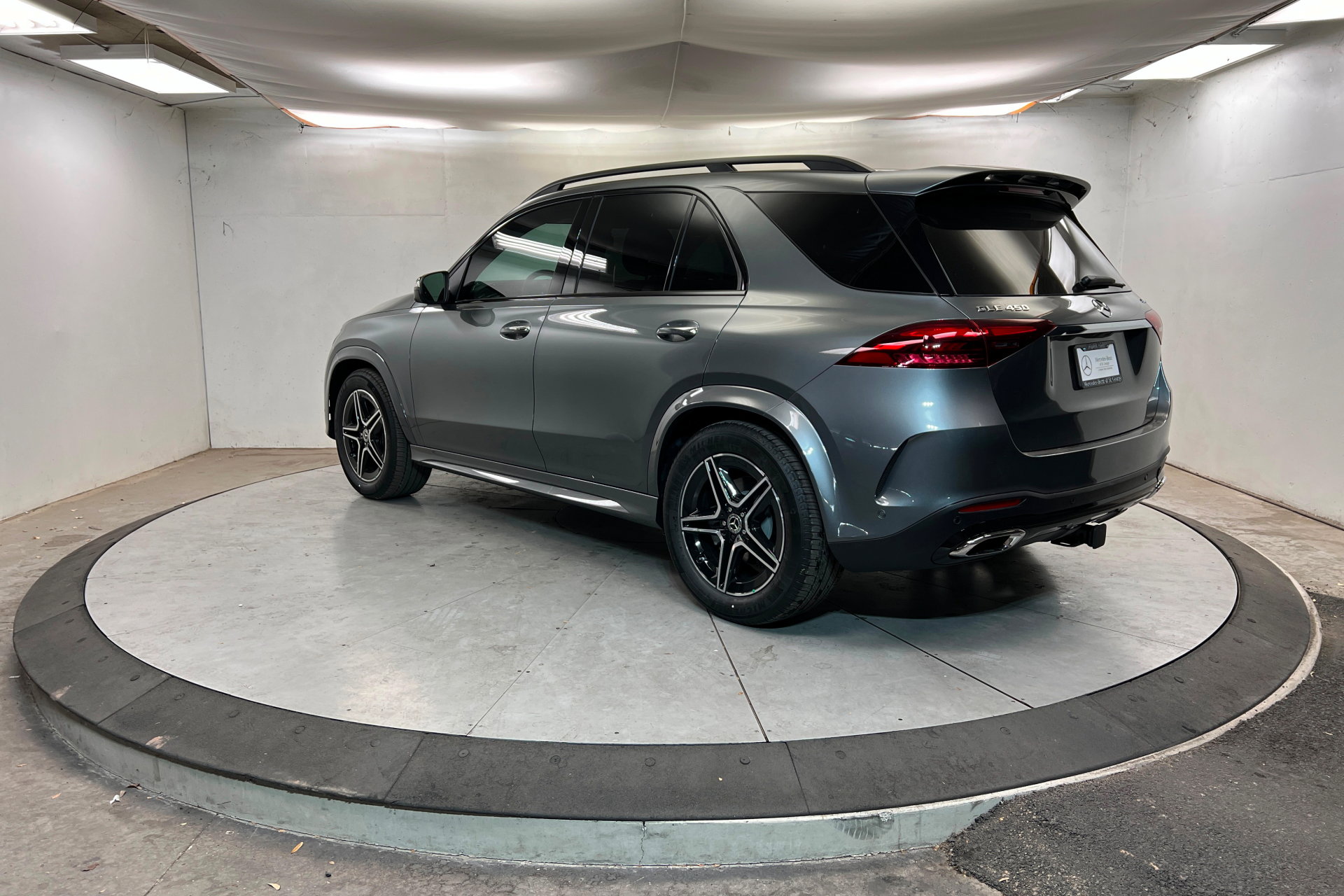 New 2026 Mercedes-Benz GLE 450 4MATIC image 3