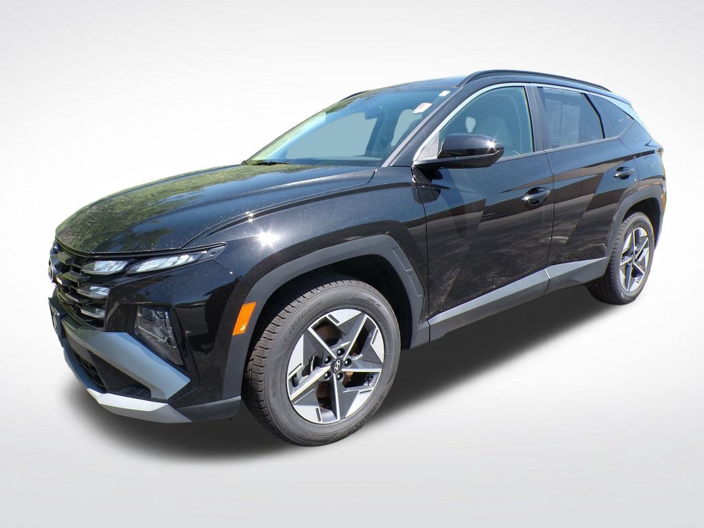 Certified 2025 Hyundai Tucson SEL AWD/4WD image 2