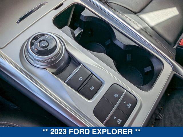 Certified 2023 Ford Explorer XLT w/ Equipment Group 202A image 19