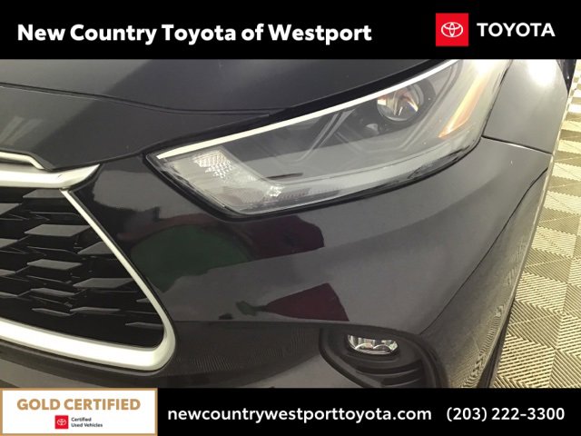 Certified 2022 Toyota Highlander XLE image 24