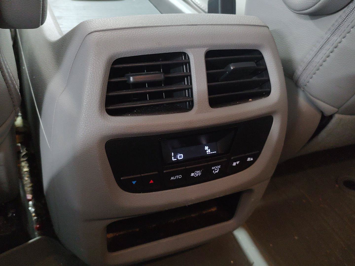 Used 2016 Honda Pilot EX-L image 21