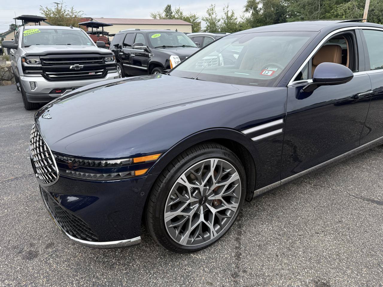 Used 2025 Genesis G90 3.5T AWD/4WD image 4