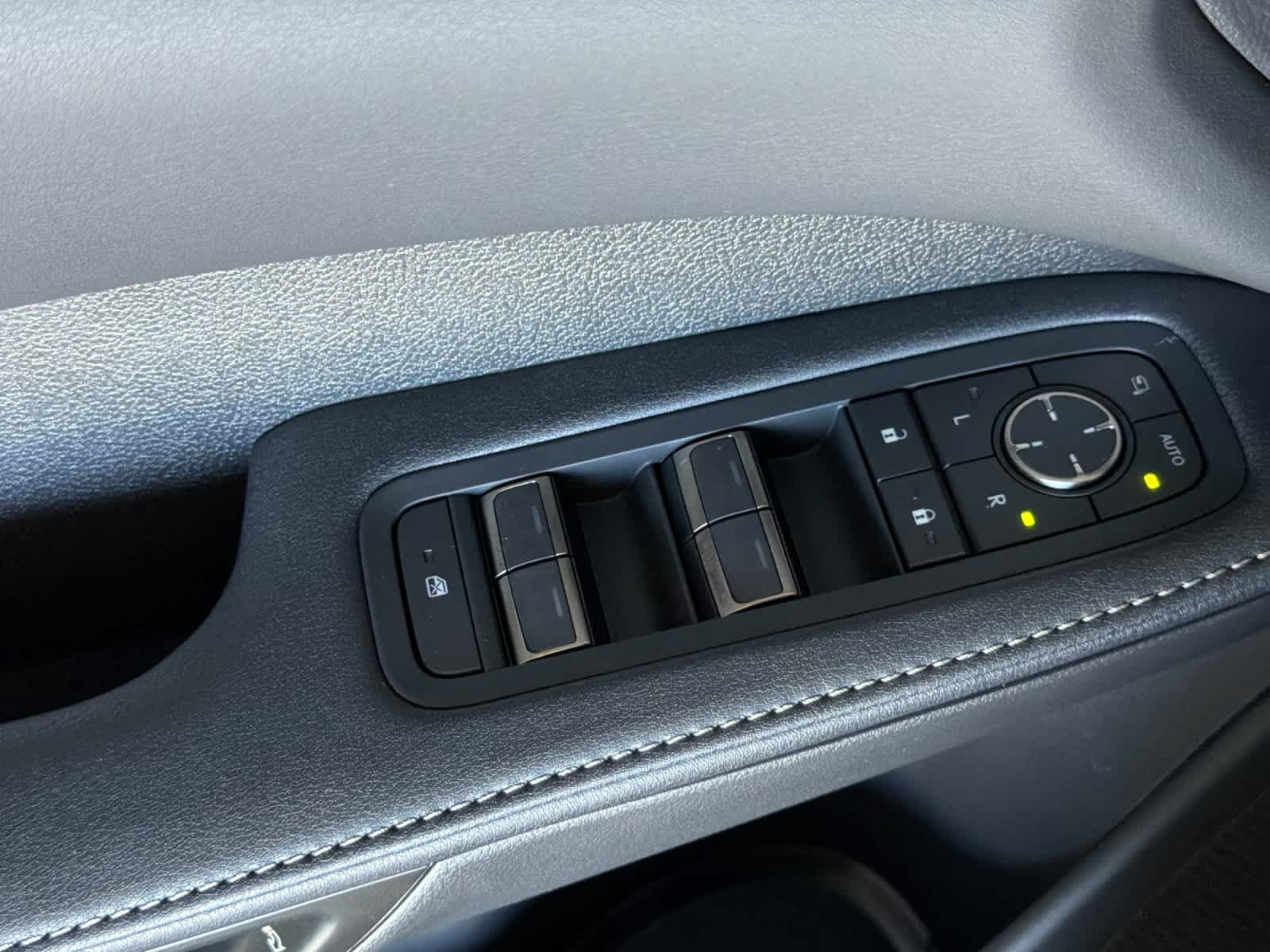 New 2026 Lexus RX 350 AWD w/ Cold Area Package image 13