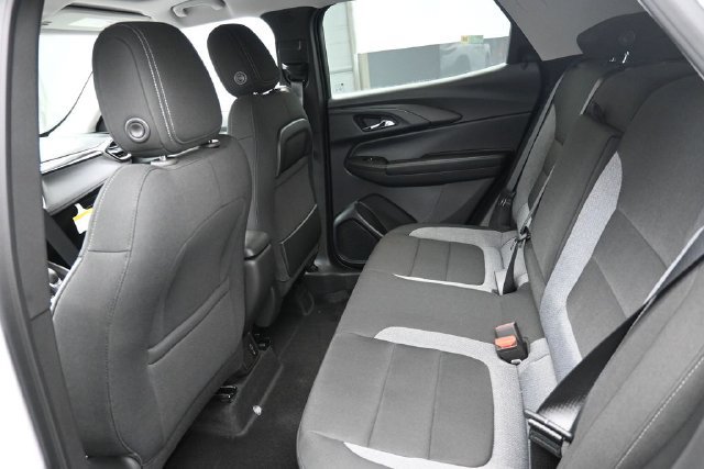 New 2026 Chevrolet TrailBlazer LT w/ Convenience Package FWD image 9