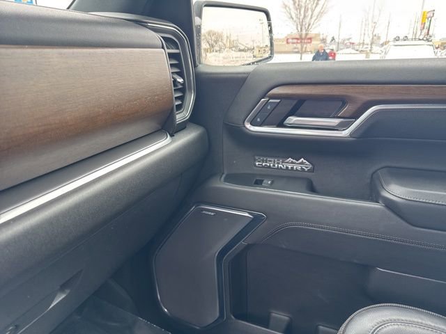 Used 2024 Chevrolet Silverado 1500 High Country w/ Z71 Off-Road Package AWD/4WD image 13